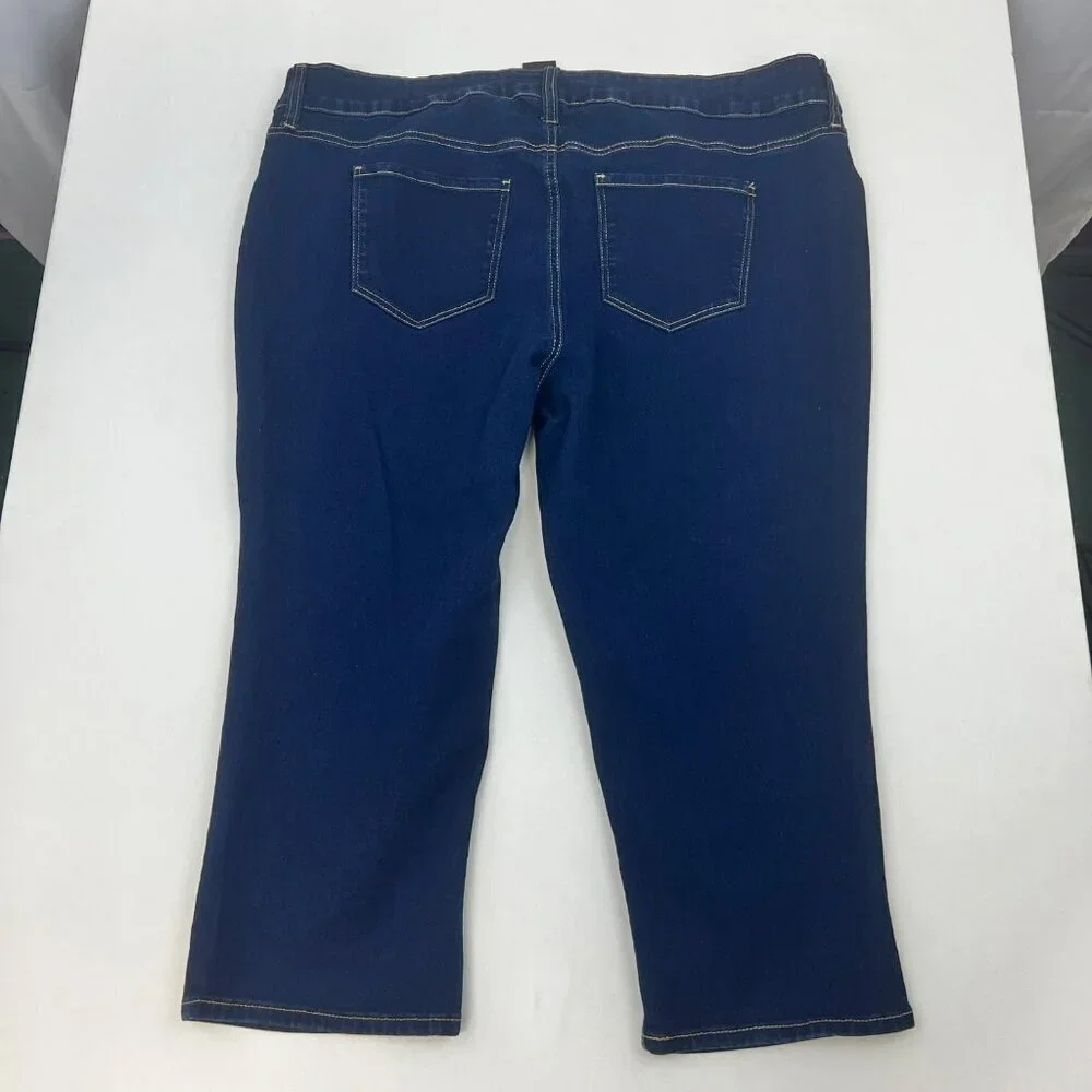 Blue Desire Women’s Cropped Jeans Straight Leg High Rise Size 22W